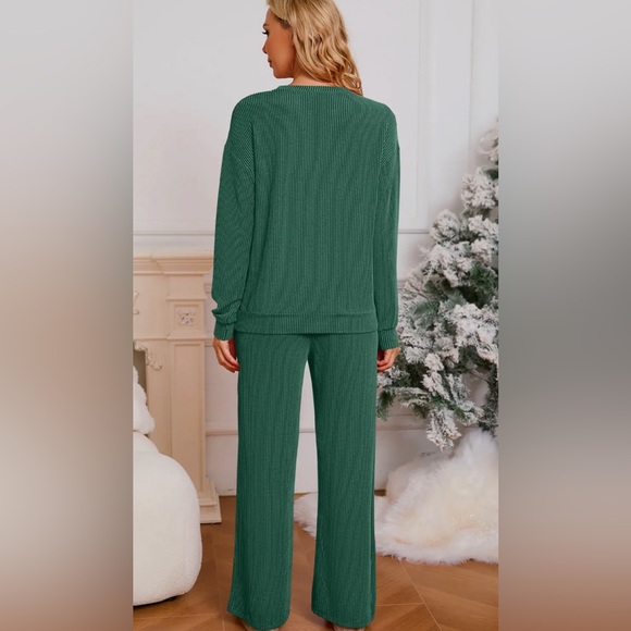 Jolly Corded long sleeve Christmas Set - Picture 2 of 3